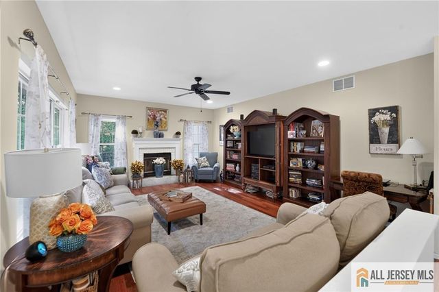 101 Cardinal Drive, Jackson, NJ 08527