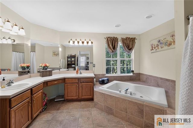 101 Cardinal Drive, Jackson, NJ 08527