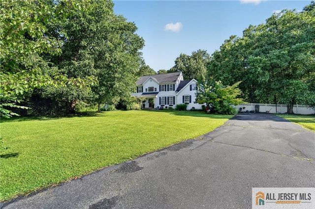 101 Cardinal Drive, Jackson, NJ 08527