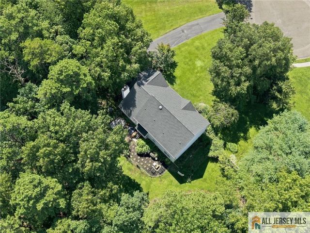 101 Cardinal Drive, Jackson, NJ 08527