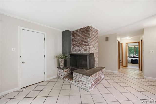 5039 Bronson Drive, Lewiston, NY 14092