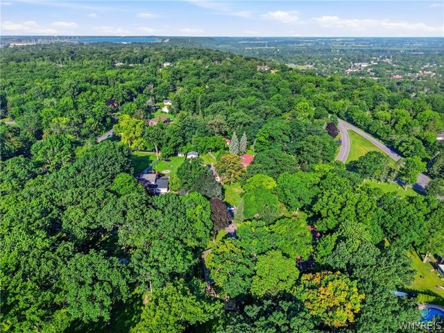 5039 Bronson Drive, Lewiston, NY 14092