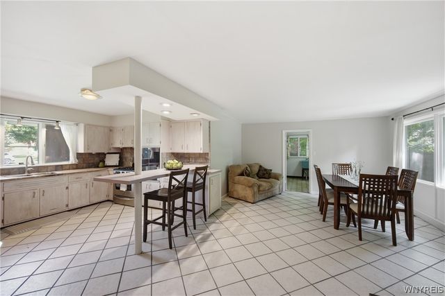 5039 Bronson Drive, Lewiston, NY 14092