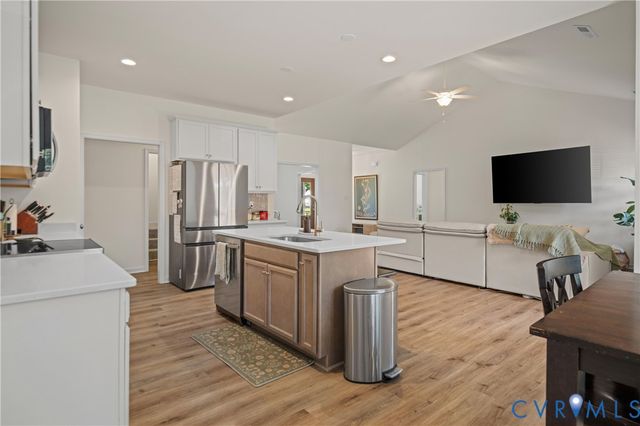 4325 Poplar Village Dr, Chester, VA 23831