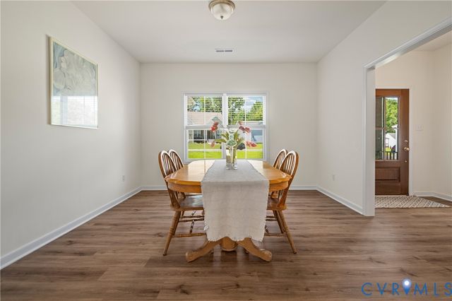 4325 Poplar Village Dr, Chester, VA 23831