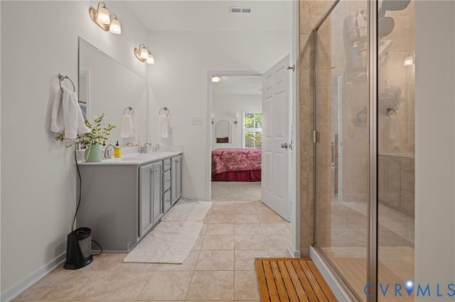 4325 Poplar Village Dr, Chester, VA 23831