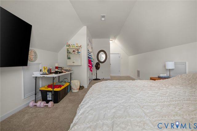 4325 Poplar Village Dr, Chester, VA 23831
