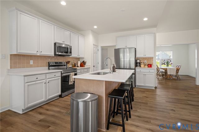 4325 Poplar Village Dr, Chester, VA 23831