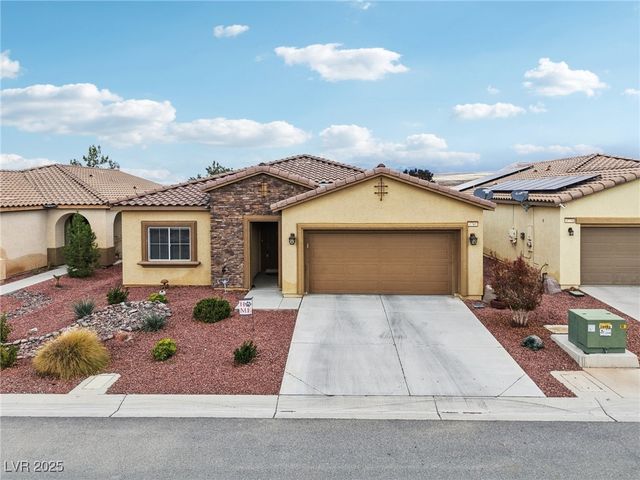 4760 Lorenzo Way, Pahrump, NV 89061