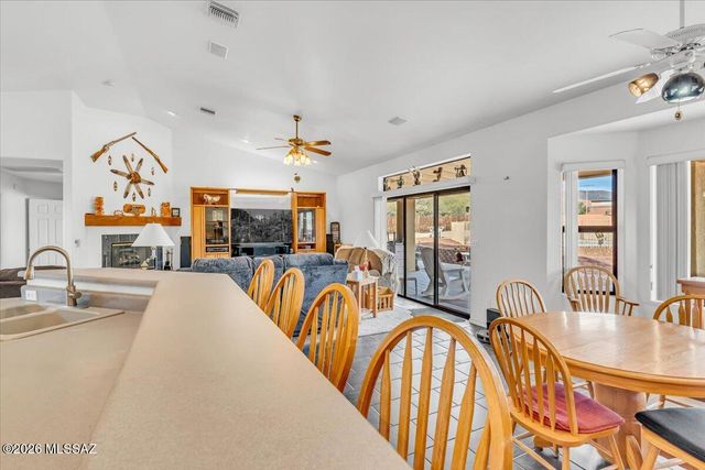 4940 N Castle Ridge Road, Tucson, AZ 85749