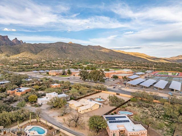 4940 N Castle Ridge Road, Tucson, AZ 85749