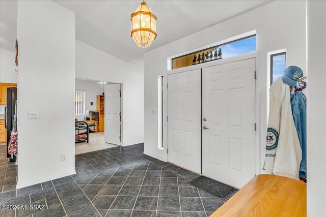 4940 N Castle Ridge Road, Tucson, AZ 85749