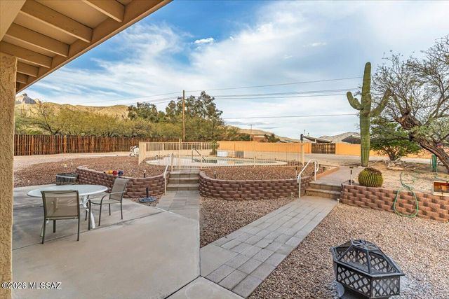 4940 N Castle Ridge Road, Tucson, AZ 85749