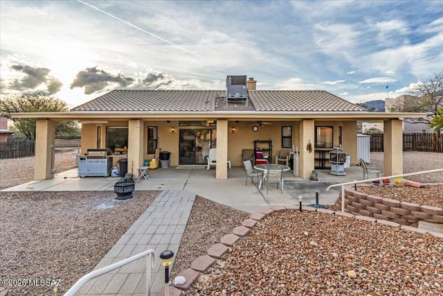 4940 N Castle Ridge Road, Tucson, AZ 85749