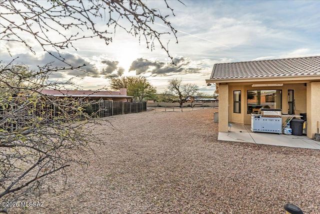 4940 N Castle Ridge Road, Tucson, AZ 85749