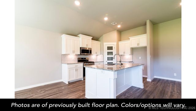 2604 W Main Street, Collinsville, OK 74021