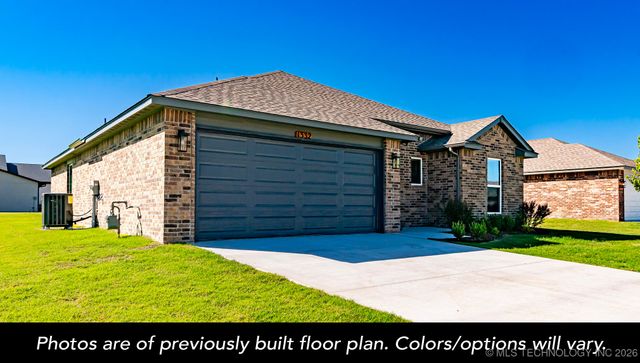 2604 W Main Street, Collinsville, OK 74021