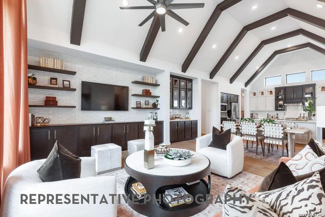 12181 Heartvine Parkway, Schertz, TX 78154