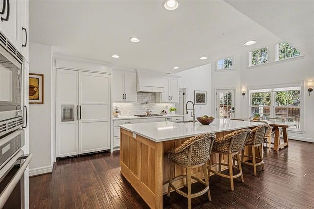 5413 Neosho Lane, Fairway, KS 66205