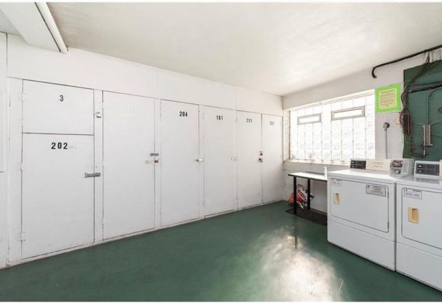 415 Ridgewood Avenue 3, Minneapolis, MN 55403