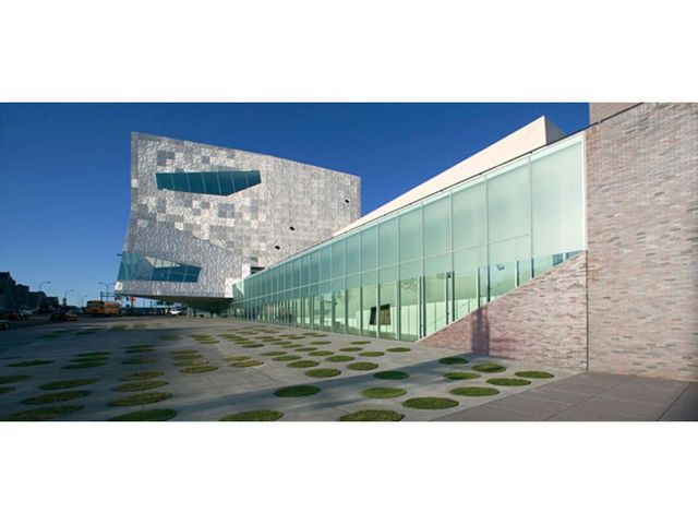 415 Ridgewood Avenue 3, Minneapolis, MN 55403