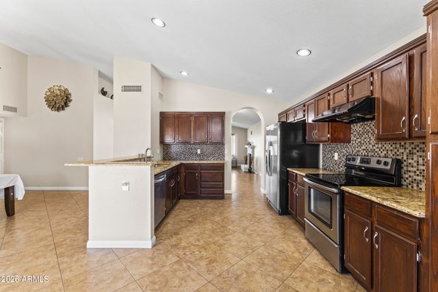 1213 E DIVOT Drive, Tempe, AZ 85283