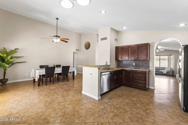 1213 E DIVOT Drive, Tempe, AZ 85283