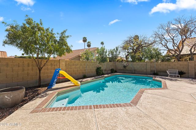 1213 E DIVOT Drive, Tempe, AZ 85283