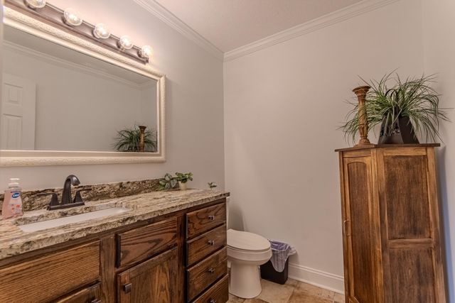 1157 GILCHRIST STANTONVILLE RD, Adamsville, TN 38310