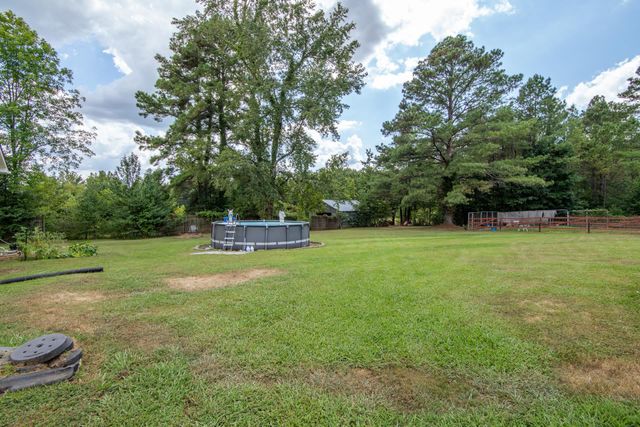 1157 GILCHRIST STANTONVILLE RD, Adamsville, TN 38310