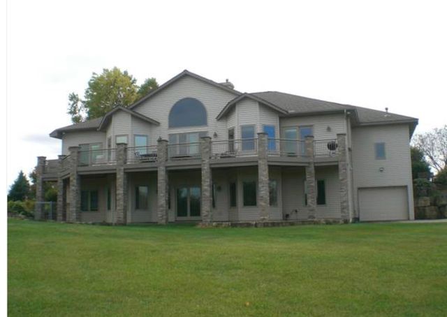 W12120 742nd Avenue, River Falls, WI 54022
