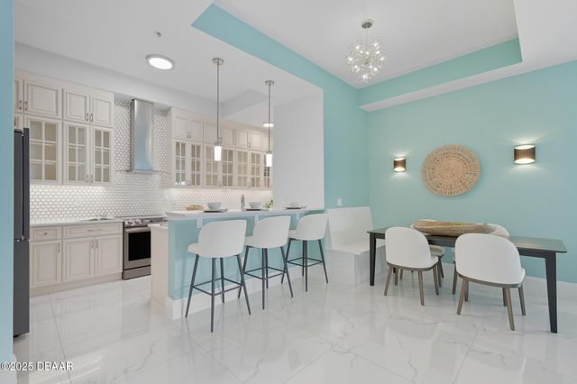 200 Ocean Crest Dr Apt 1111, Palm Coast, FL 32137