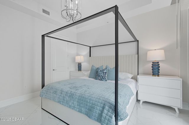 200 Ocean Crest Dr Apt 1111, Palm Coast, FL 32137