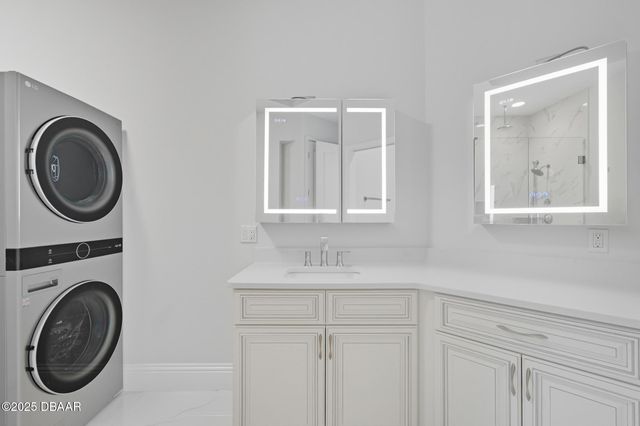 200 Ocean Crest Dr Apt 1111, Palm Coast, FL 32137