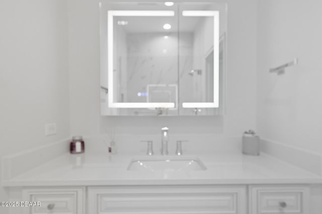 200 Ocean Crest Dr Apt 1111, Palm Coast, FL 32137