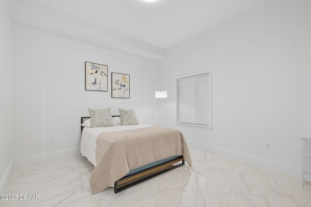 200 Ocean Crest Dr Apt 1111, Palm Coast, FL 32137