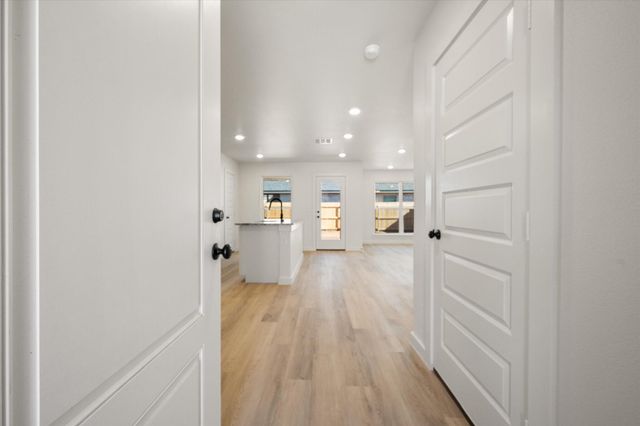 13901 Flint Avenue, Lubbock, TX 79423