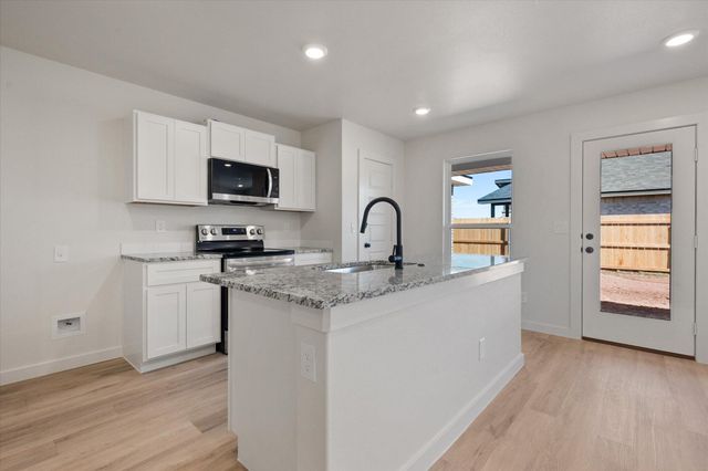 13901 Flint Avenue, Lubbock, TX 79423