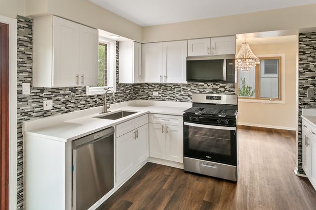 5916 W 127th Street, Alsip, IL 60803