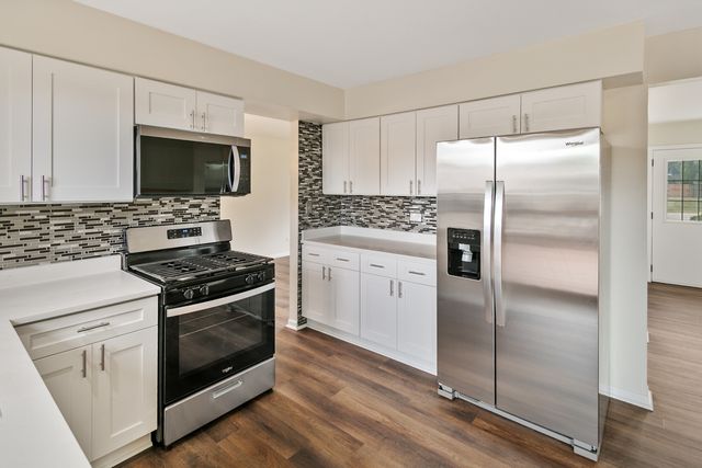5916 W 127th Street, Alsip, IL 60803
