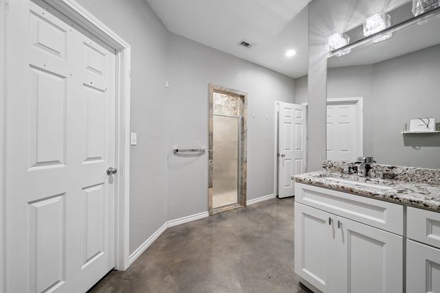 1102 Buena Vista, Big Spring, TX 79720