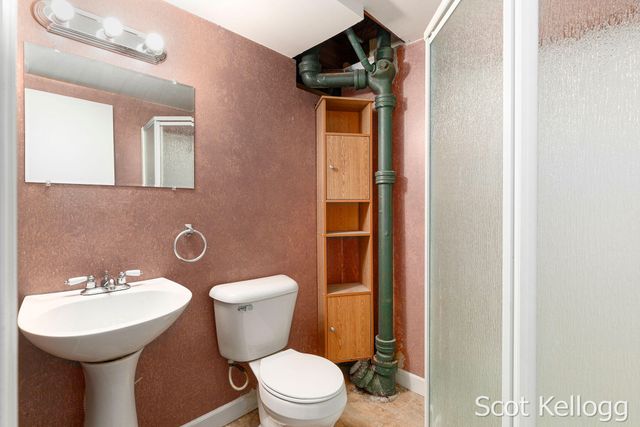 1426 Lewison Avenue Ne, City Of Grand Rapids, MI 49505