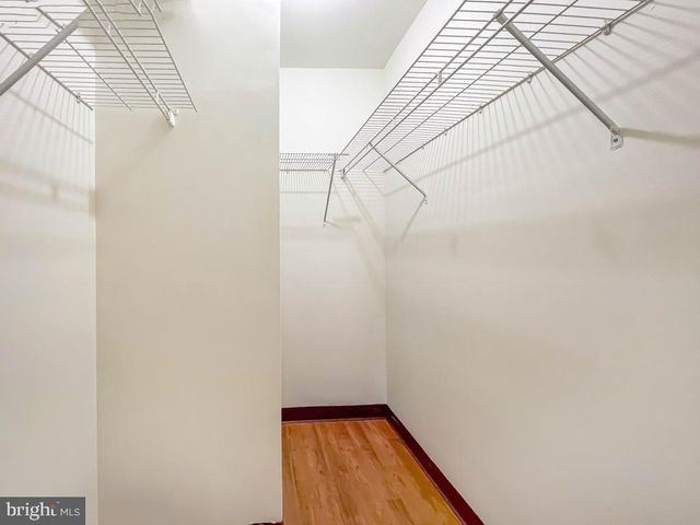 301 HOPKINS CT, Southampton, PA 18966