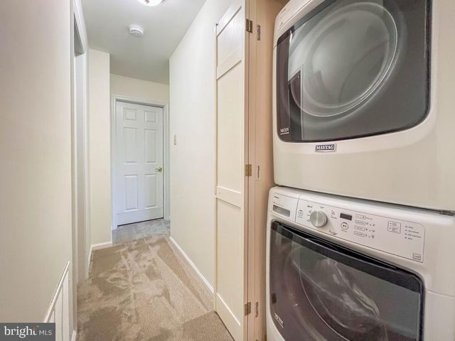 301 HOPKINS CT, Southampton, PA 18966