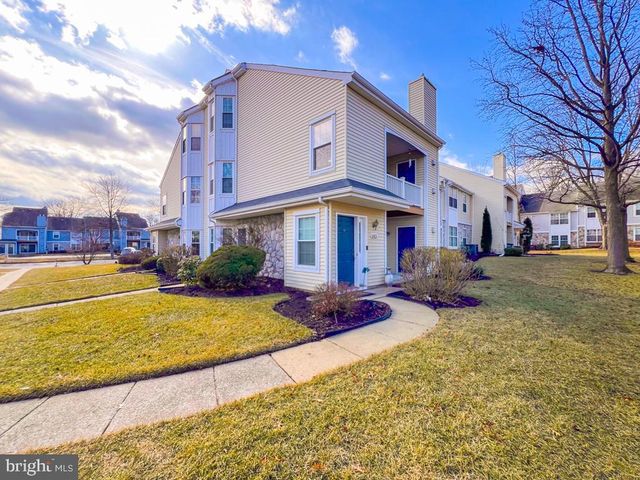 301 HOPKINS CT, Southampton, PA 18966