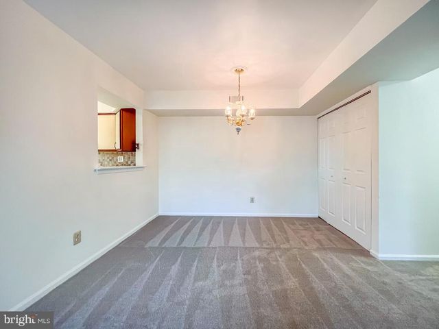 301 HOPKINS CT, Southampton, PA 18966