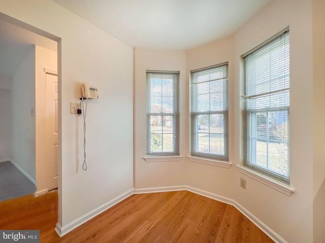 301 HOPKINS CT, Southampton, PA 18966