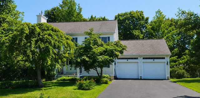 14 Viola Circle, Seabrook, NH 03874