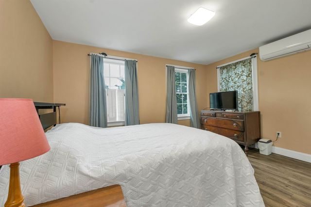 14 Viola Circle, Seabrook, NH 03874