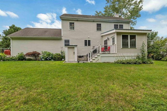 14 Viola Circle, Seabrook, NH 03874